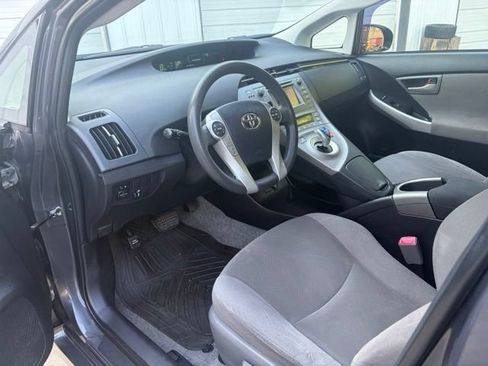 Used 2013 Toyota Prius Three FWD image 8