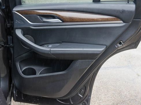 Used 2022 BMW X4 xDrive30i w/ Parking Assistance Package image 17