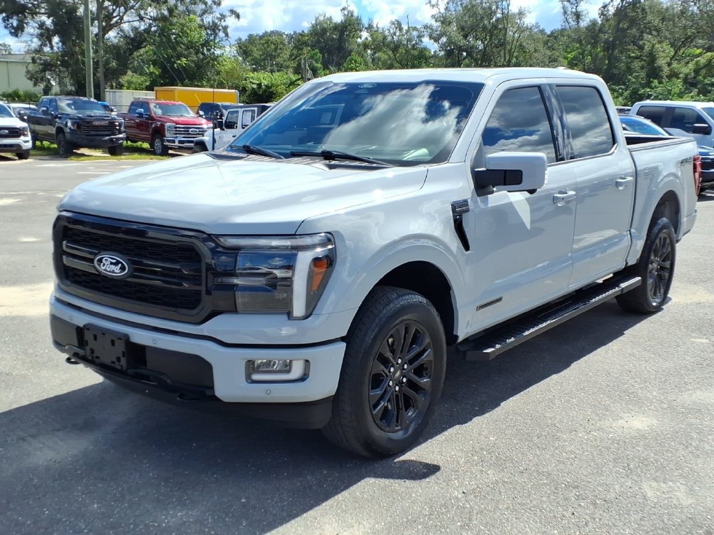 Used 2024 Ford F150 Lariat w/ Equipment Group 502A High AWD/4WD image 3