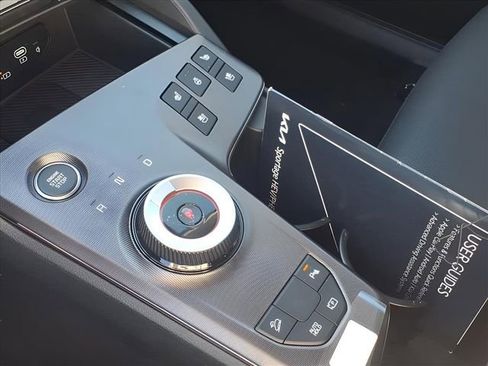 New 2026 Kia Sportage SX Prestige AWD/4WD image 13