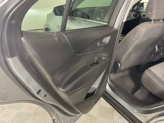 Used 2023 Chevrolet Equinox LT FWD image 23