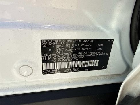 Used 2019 Toyota RAV4 LE image 32