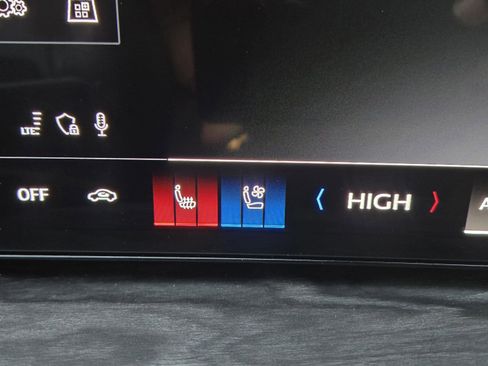 New 2025 Audi Q5 Prestige image 26