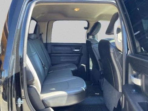 Used 2019 RAM 3500 Tradesman w/ Chrome Appearance Group image 11