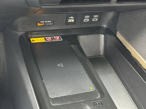 Certified 2025 Toyota Camry LE FWD image 31