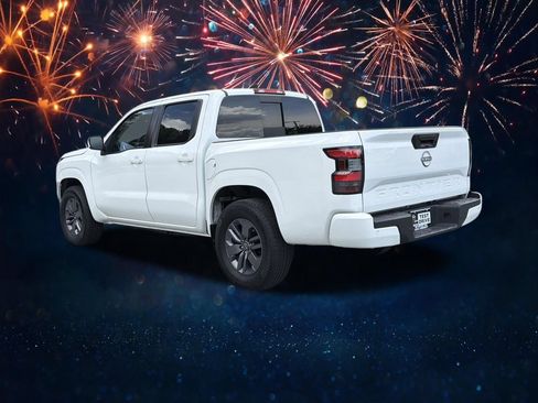 Used 2025 Nissan Frontier SV RWD image 25