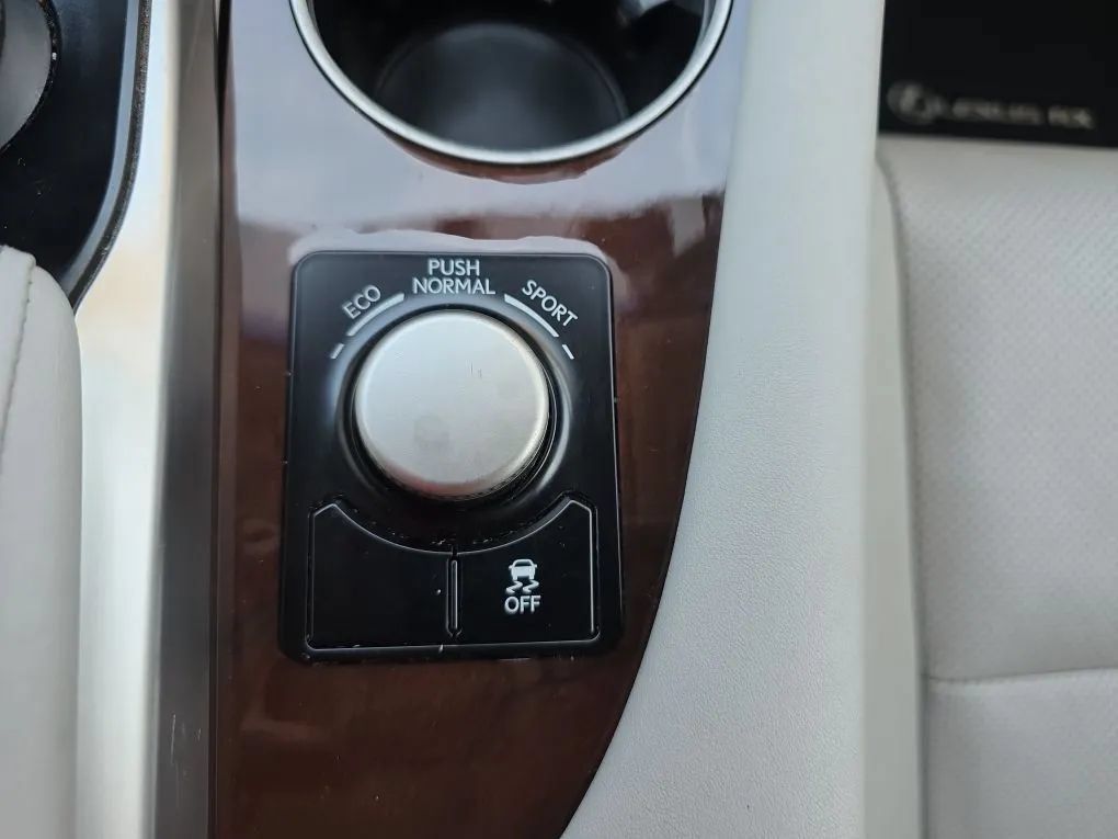 Used 2016 Lexus RX 350 FWD w/ Premium Package image 34