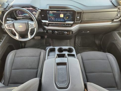 Used 2025 Chevrolet Silverado 2500 LT w/ Convenience Package AWD/4WD image 26