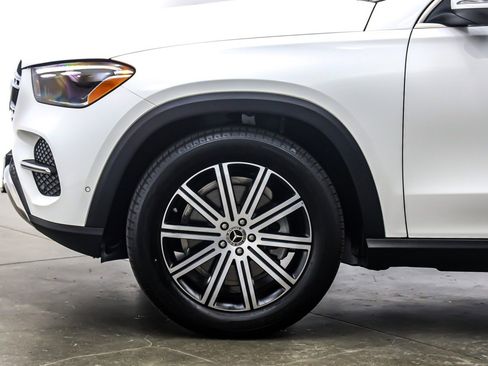 Certified 2025 Mercedes-Benz GLE 350 4MATIC image 11