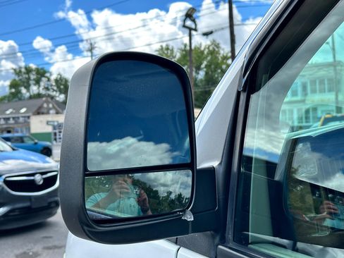 Used 2014 GMC Savana 1500 image 11