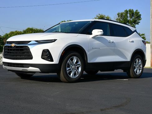 Used 2022 Chevrolet Blazer LT FWD image 3