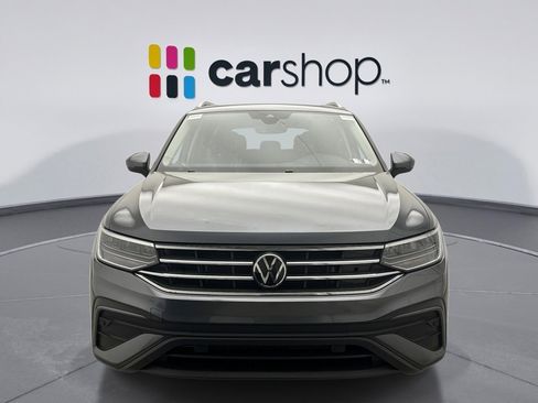 Used 2022 Volkswagen Tiguan SE image 8