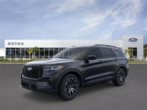 New 2025 Ford Explorer ST-Line image 1