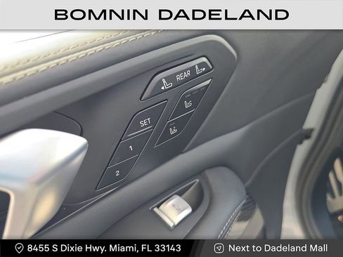 Used 2023 BMW X7 M60i w/ Executive Package image 23