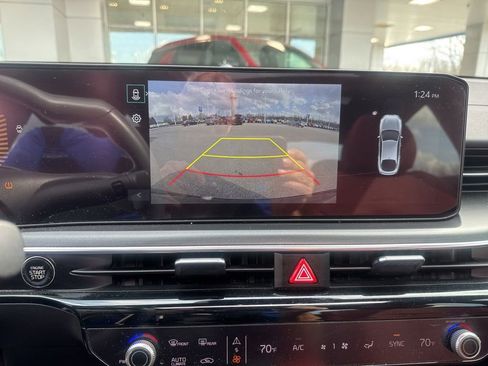 Used 2025 Kia K5 GT-Line w/ GT-Line Premium Package image 9