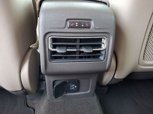 Used 2021 Lincoln Corsair AWD w/ Equipment Group 101A image 11