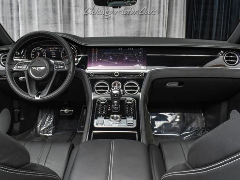 Used 2020 Bentley Continental GT V8 image 22