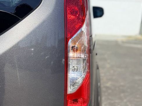 Used 2016 Ford Transit Connect XLT image 10