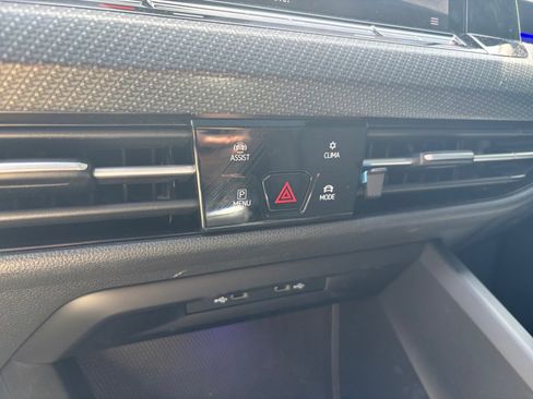 Used 2022 Volkswagen Golf R AWD/4WD image 20