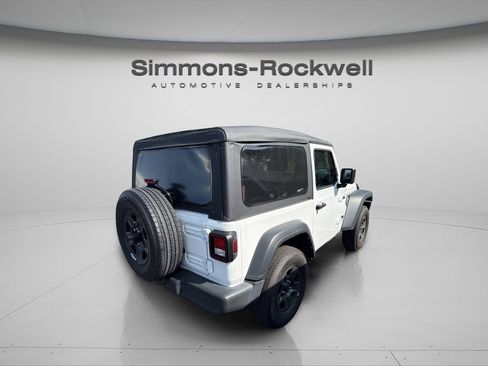 Used 2023 Jeep Wrangler Sport image 32