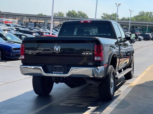 Used 2018 RAM 2500 Tradesman w/ Chrome Appearance Group AWD/4WD image 3