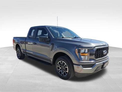 Used 2023 Ford F150 XL w/ STX Appearance Package RWD image 3
