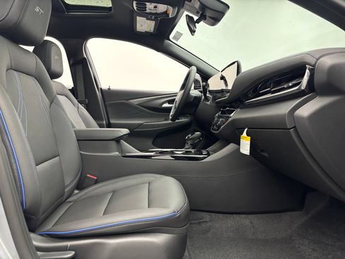 New 2026 Buick Envista Sport Touring w/ Convenience I Package FWD image 33