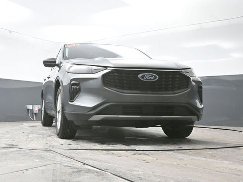 Used 2024 Ford Escape Active image 51