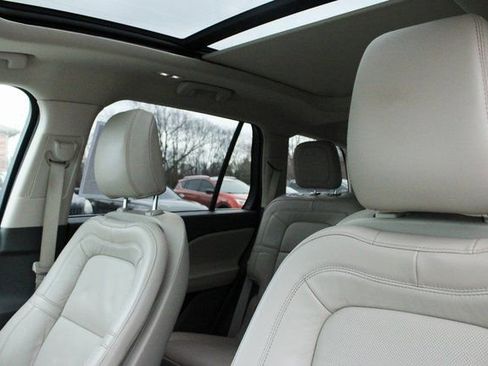 Used 2023 Lincoln Aviator Reserve w/ Elements Package Plus image 14