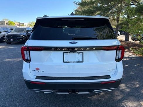 New 2026 Ford Explorer Active w/ Active Comfort Package AWD/4WD image 4