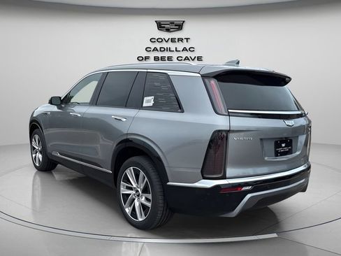 New 2026 Cadillac Vistiq Luxury w/ LPO, Floor Liner Package image 13