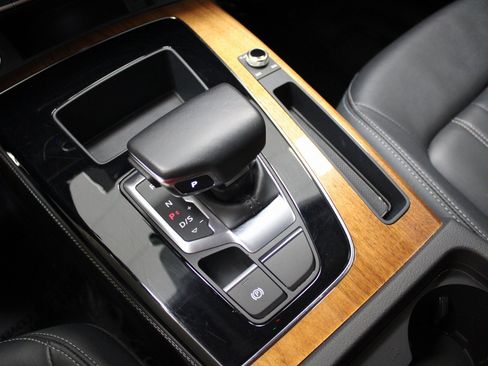 Used 2023 Audi Q5 2.0T Premium Plus image 39