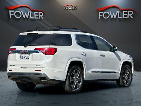 Used 2017 GMC Acadia Denali w/ Technology Package AWD/4WD image 5