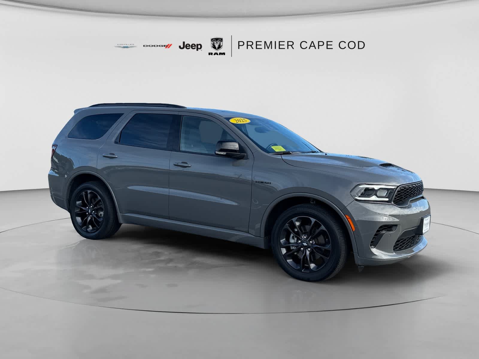 Used 2025 Dodge Durango R/T AWD/4WD image 1