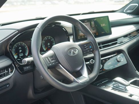 Certified 2025 INFINITI QX60 Luxe w/ Black Edition image 7