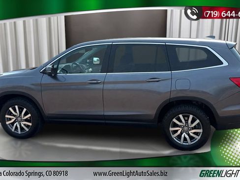 Used 2020 Honda Pilot EX image 2