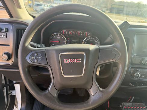 Used 2017 GMC Sierra 2500 2WD Crew Cab image 15