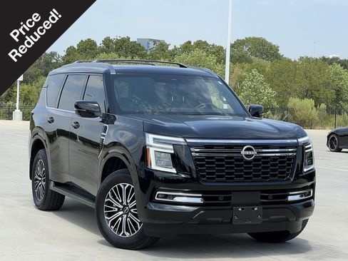 Used 2025 Nissan Armada Platinum w/ Convenience Package RWD image 1