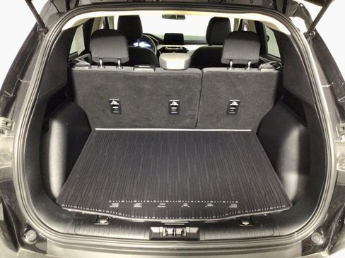 Used 2020 Ford Escape SE Sport image 29