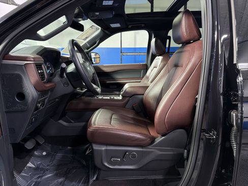 Used 2023 Ford Expedition Max Limited AWD/4WD image 24