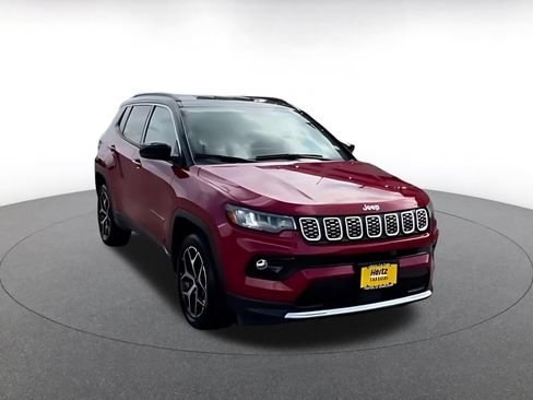 Used 2025 Jeep Compass Limited AWD/4WD image 15
