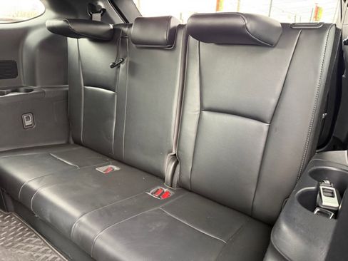 Used 2021 Toyota Highlander XSE image 31