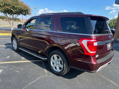 Used 2020 Ford Expedition XLT w/ Equipment Group 202A RWD image 7