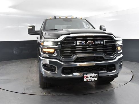 New 2025 RAM 2500 Big Horn AWD/4WD image 2