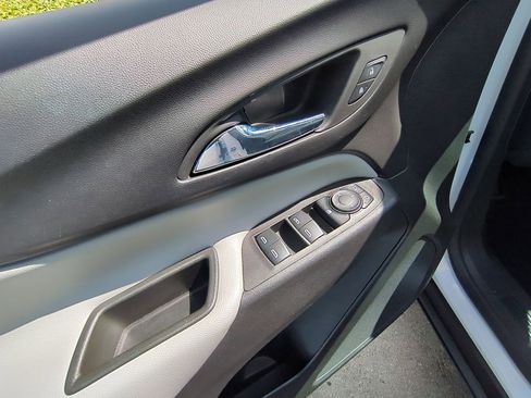 Certified 2024 Chevrolet Equinox LS w/ LS Convenience Package image 22
