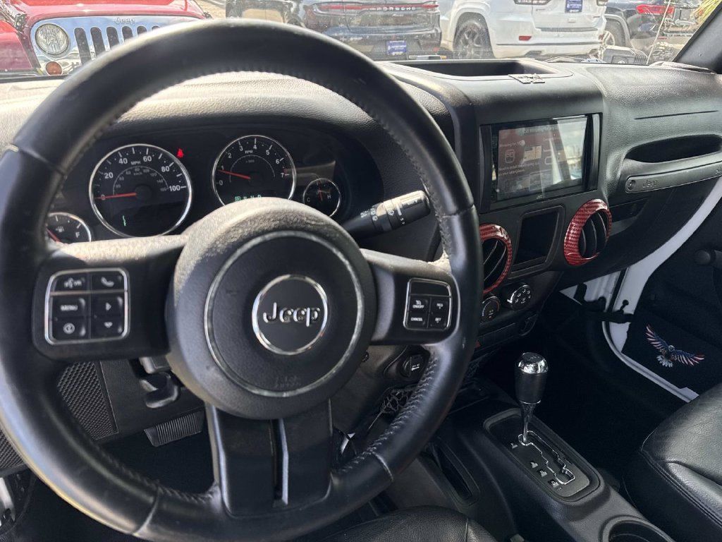Used 2017 Jeep Wrangler Unlimited Sport w/ Connectivity Group AWD/4WD image 19