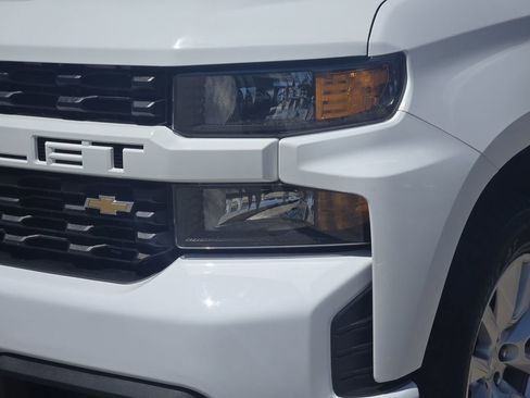 Used 2022 Chevrolet Silverado 1500 Custom RWD image 11