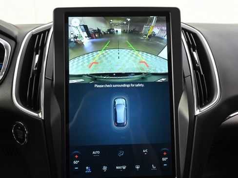 Used 2021 Ford Edge Titanium w/ Equipment Group 301A AWD/4WD image 30