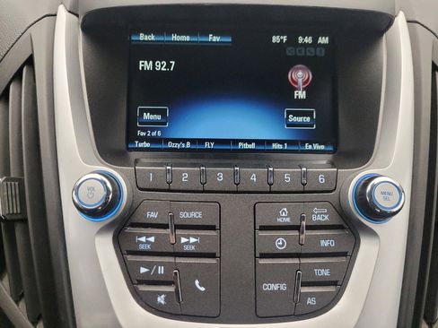 Used 2017 Chevrolet Equinox LS FWD image 25
