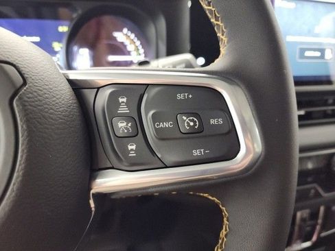 New 2024 Jeep Wrangler Unlimited Sahara AWD/4WD image 18